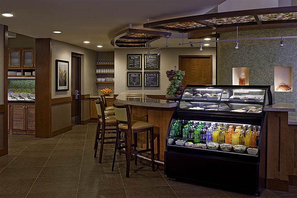 Hyatt Place Louisville-East Restaurang bild